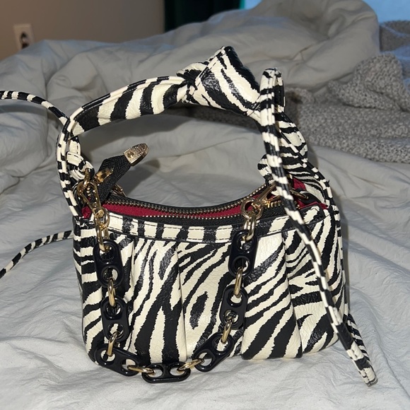 Mini Zebra Purse - Picture 2 of 4